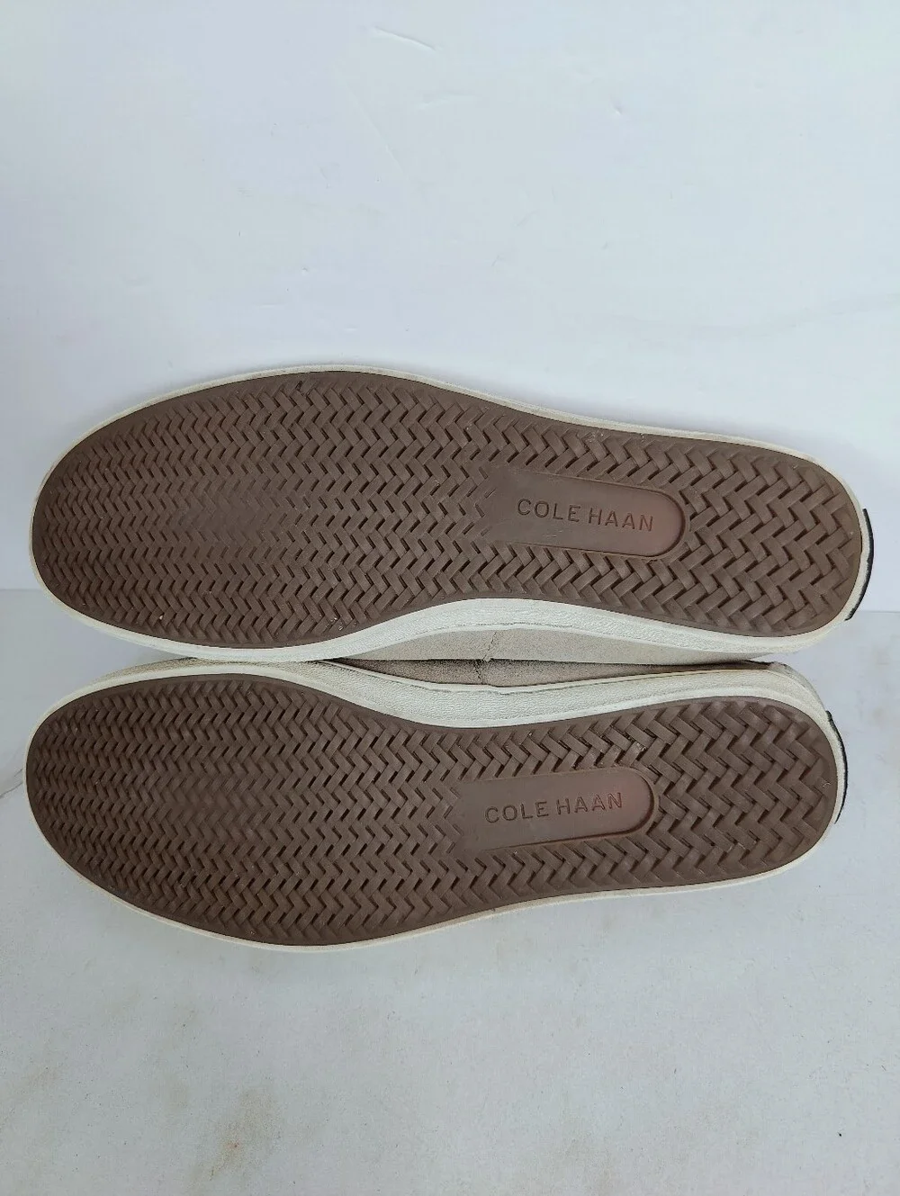 Cole Haan Men's Grand.OS Pinch Weekender Loafers Tan Grey Suede, Sz 11